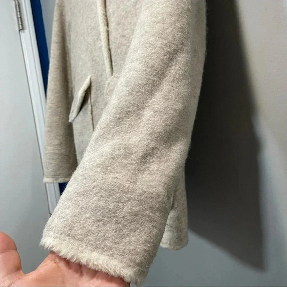 Zara TRF Teddy Jacket Size Small Cream Color . - Picture 9 of 15